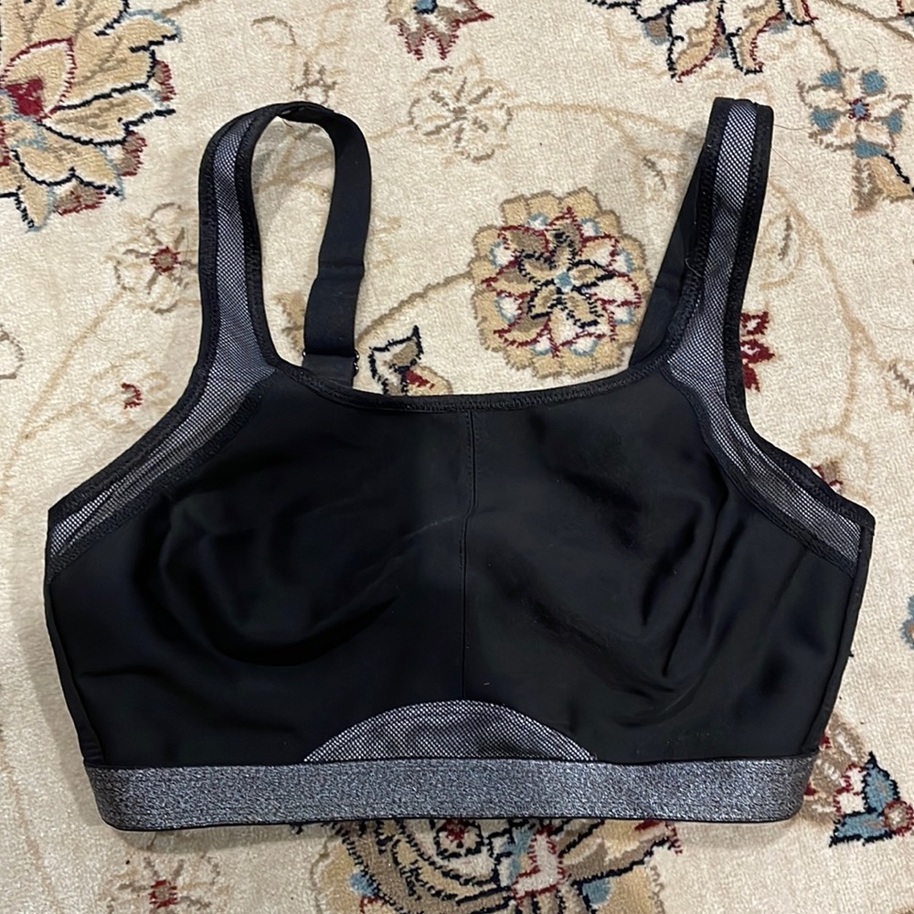 Wacoal 32 DDD Sports Bra New